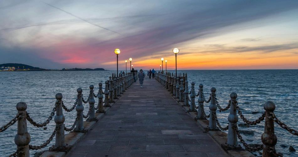 Best Nighttime Activities in Cayucos: Hidden Gems & Coastal Spots